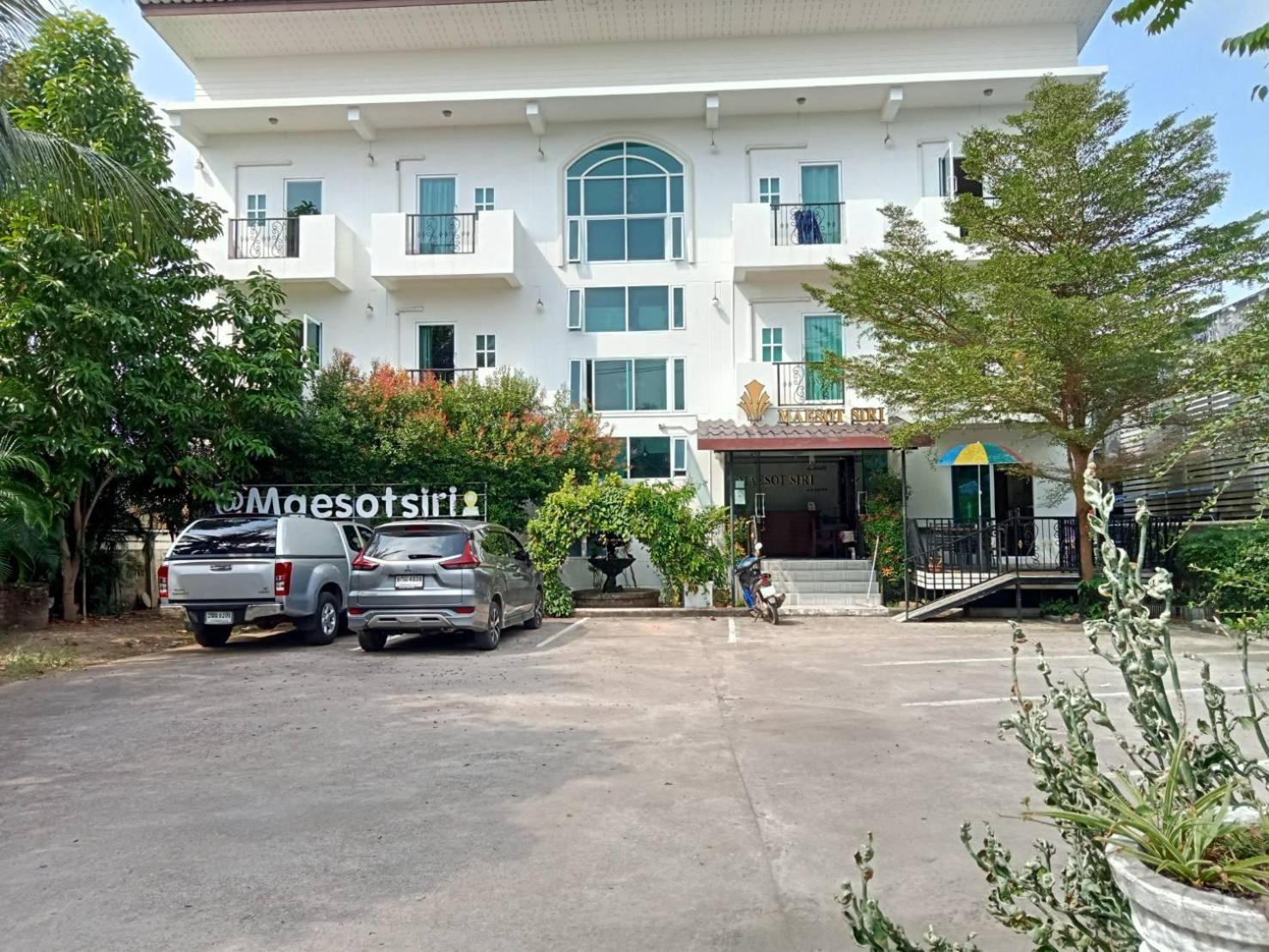 梅索特斯里酒店 湄梭 外观 照片
